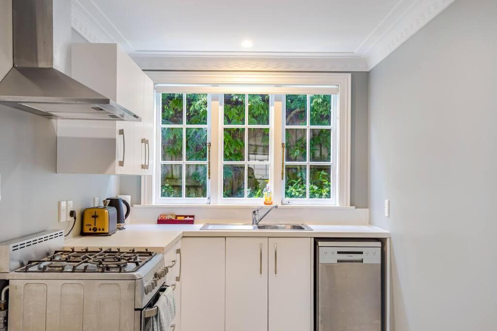 One-bedroom Parnell Charmer Auckland