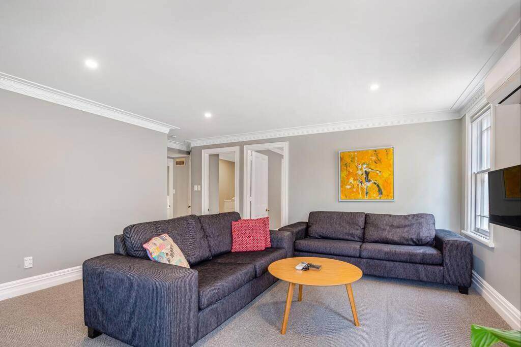 One-bedroom Parnell Charmer Apartment *